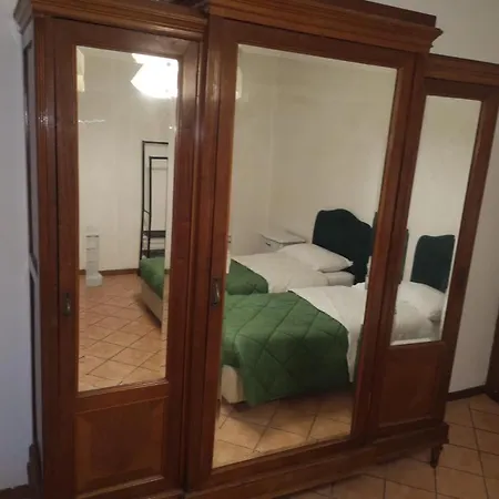 La Casa Dei Gemelli Hostel *